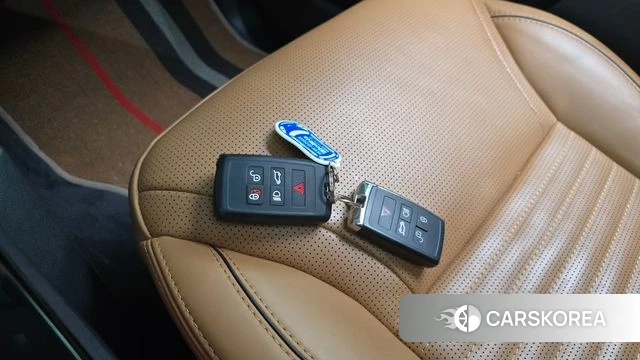 Land Rover Discovery 5 id 4689085 из Кореи 7