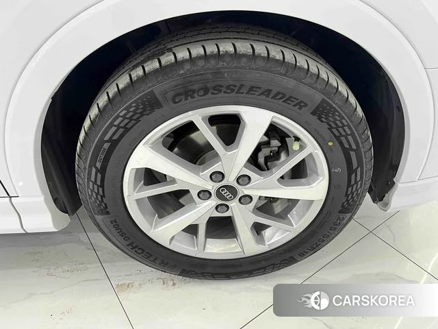 Audi Q3 Sportback id 4274467 из Китая 7