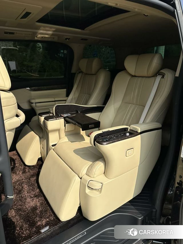 Toyota Elfa id 3993808 из Китая 7