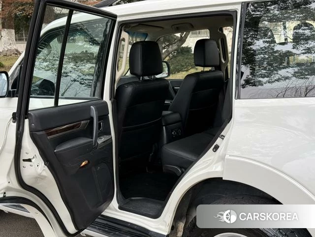 Mitsubishi  Pajero (imported) id 4241547 из Китая 7
