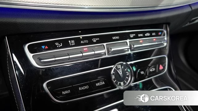 Mercedes-Benz E-Class W213 id 4188633 из Кореи 7