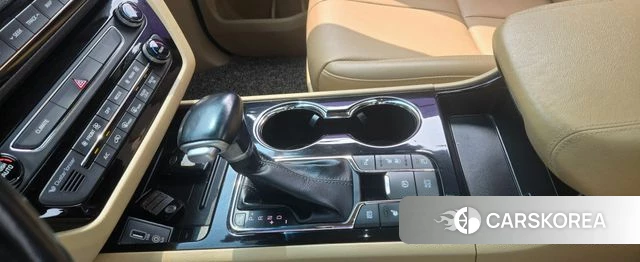 Kia The New Carnival id 3856589 из Кореи 7