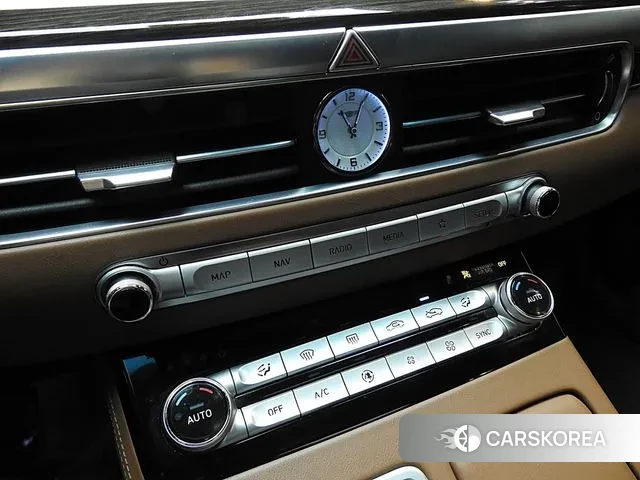 Genesis G90 id 3425442 из Кореи 7