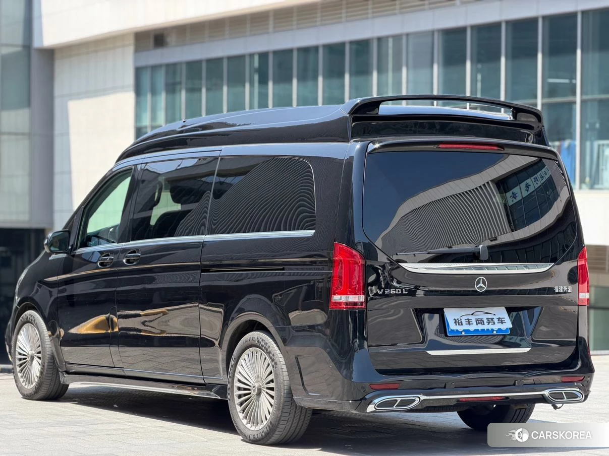 Mercedes-Benz V-class id 4498906 из Китая 7