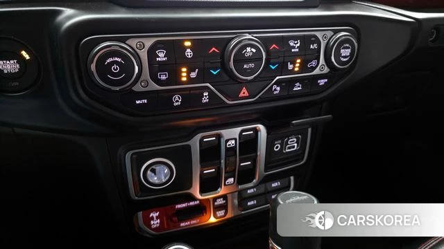 Jeep Gladiator (JT) id 4195764 из Кореи 7