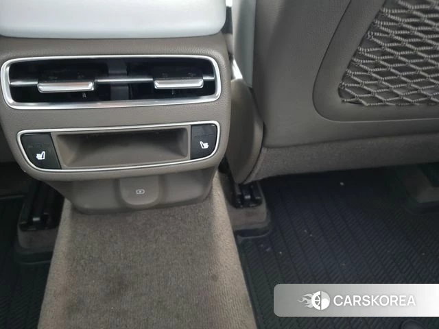 Genesis GV70 id 4590363 из Кореи 7
