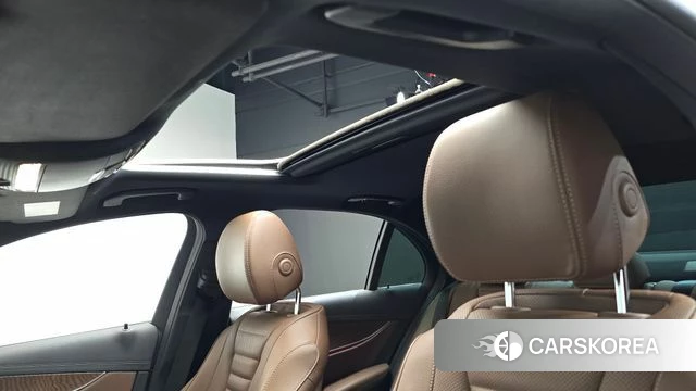 Mercedes-Benz E-Class W213 id 4630571 из Кореи 7