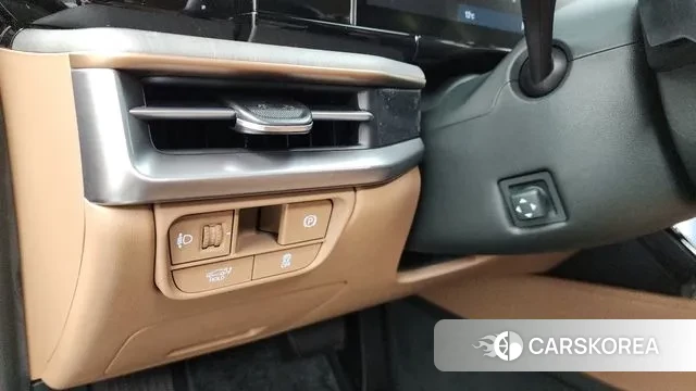 Hyundai Grandeur (GN7) id 3365280 из Кореи 7