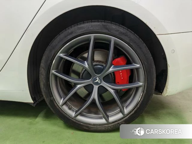 Tesla Model 3 id 4253106 из Китая 7