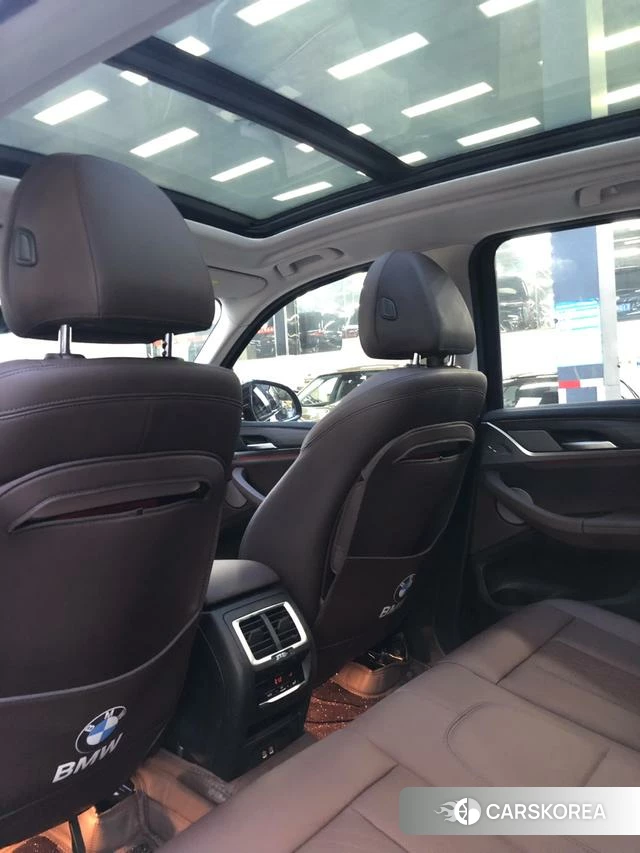 BMW X3 id 4297940 из Китая 7