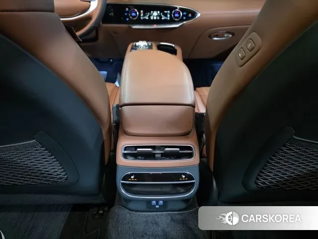 Genesis GV70 id 3697068 из Кореи 7