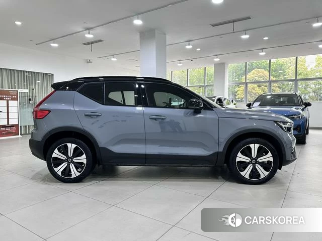Volvo XC40 EV id 4182476 из Китая 7