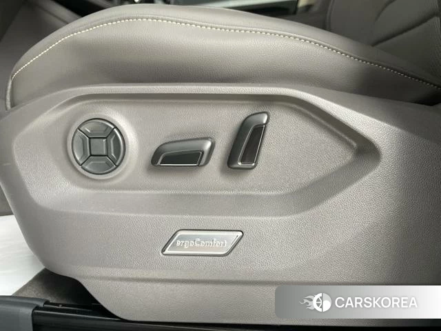 Volkswagen Touareg id 4359531 из Китая 7