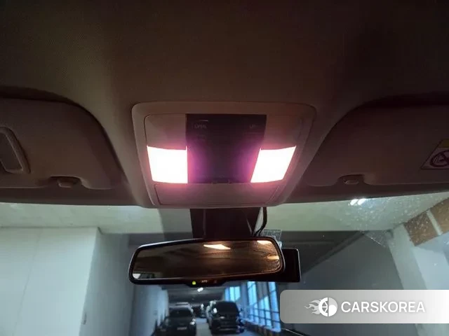 Lexus CT200h id 3469932 из Кореи 7