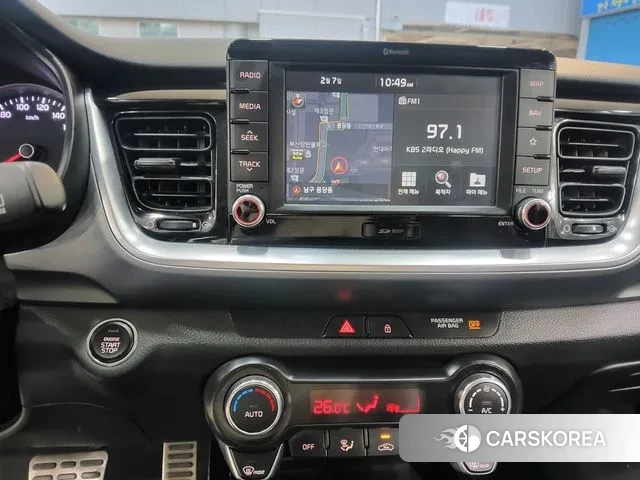 Kia Stonic id 3669230 из Кореи 7