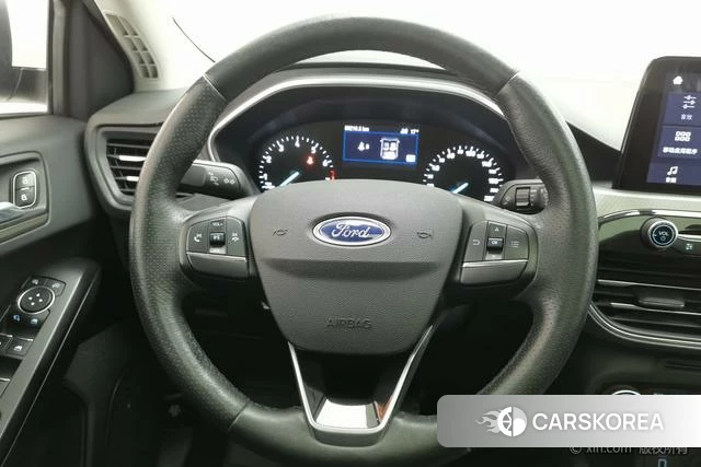 Ford Fox id 4213695 из Китая 7