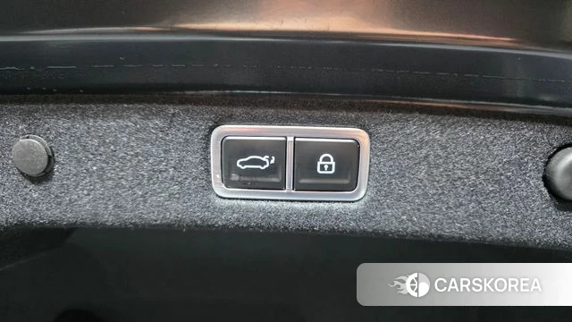 Hyundai Grandeur (GN7) id 4308035 из Кореи 7