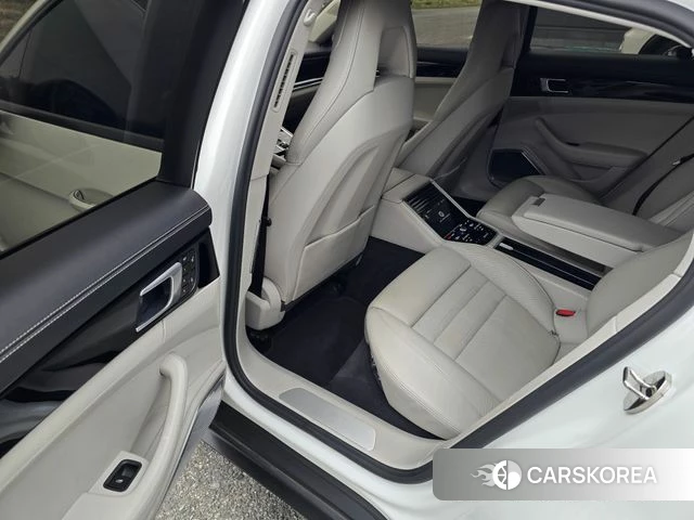 Porsche Panamera (971) id 3890288 из Кореи 7