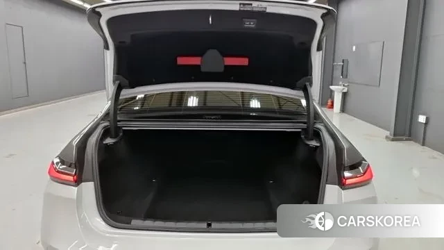 BMW 7 Series (G11) id 3512607 из Кореи 7