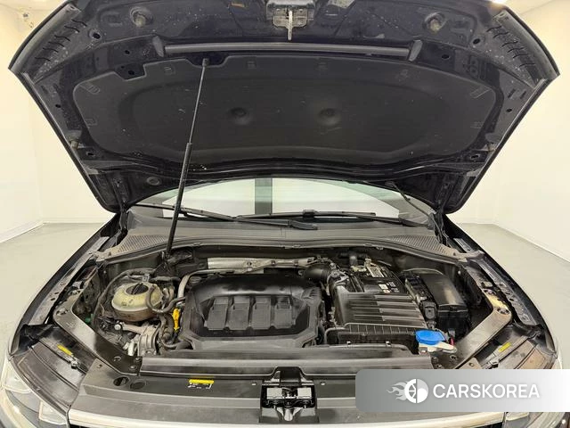 Volkswagen Tiguan L id 4263378 из Китая 7