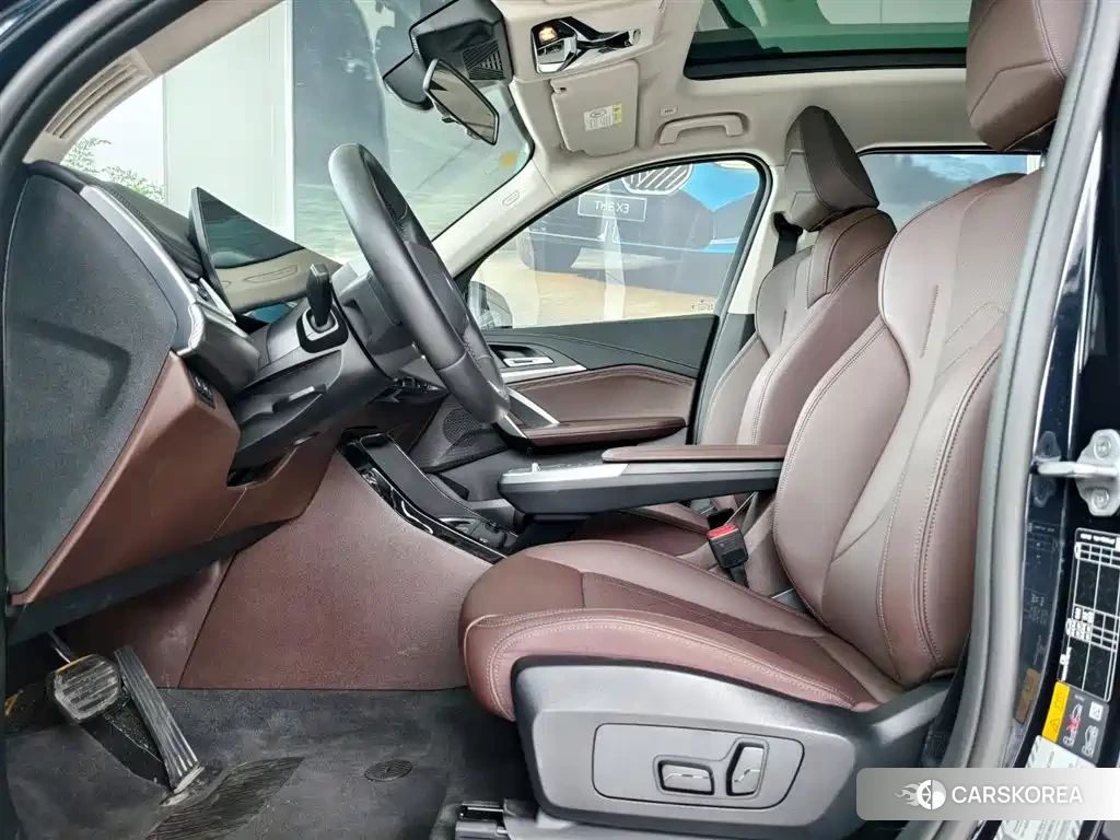 BMW iX1 id 4570590 из Китая 7