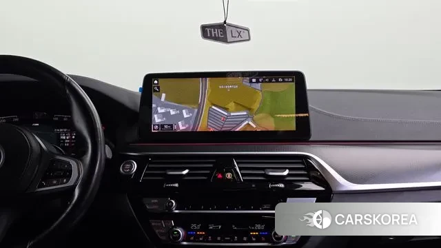 BMW 5 Series (G30) id 3447453 из Кореи 7