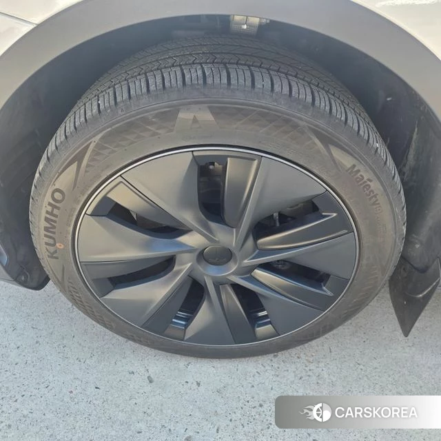 Tesla Model Y id 4360125 из Кореи 7