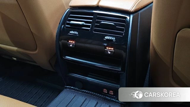 BMW 5 Series (G30) id 4849309 из Кореи 7