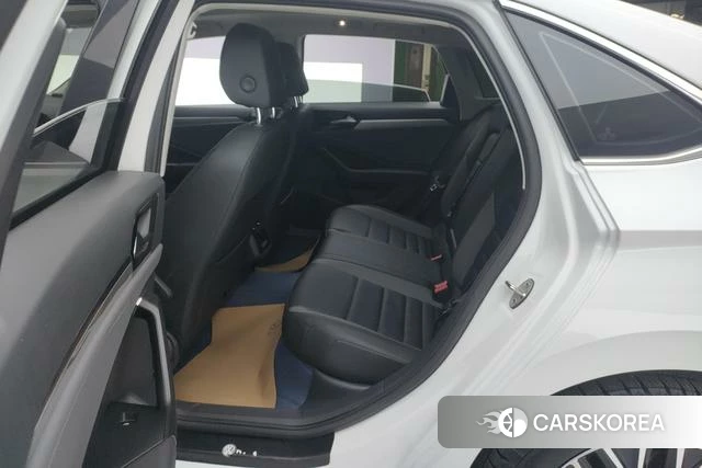 Volkswagen Sagitar id 4213113 из Китая 7
