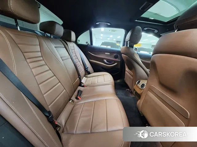 Mercedes-Benz E-Class W213 id 3098154 из Кореи 7