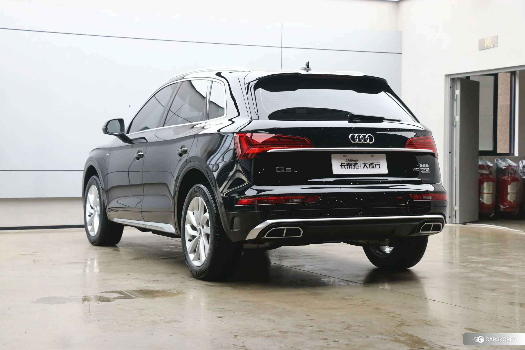 Audi Q5L id 4419317 из Китая 7