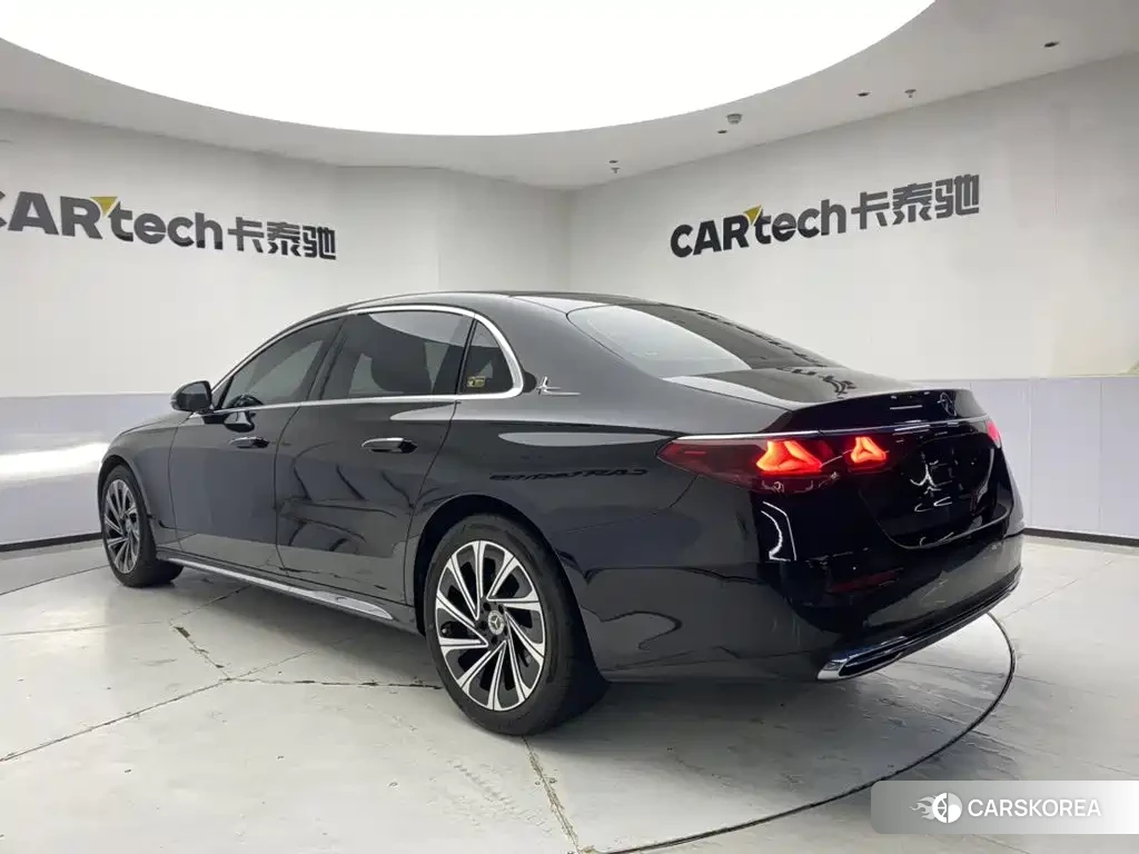 Mercedes-Benz E-Class id 4576674 из Китая 7