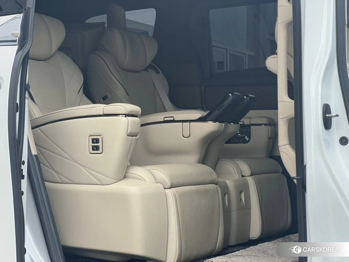 Toyota Elfa id 4487172 из Китая 7