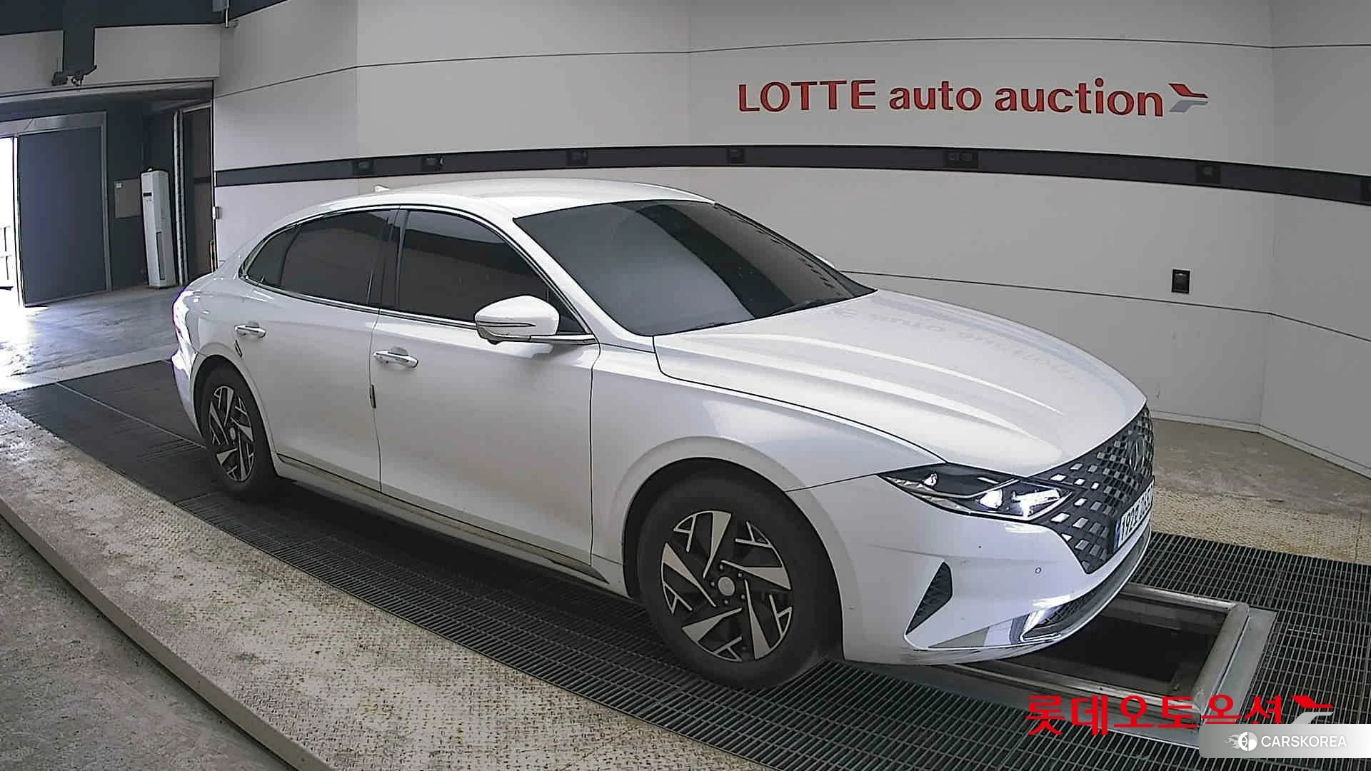 Hyundai Grandeur Hybrid id 4289317 из Кореи 7