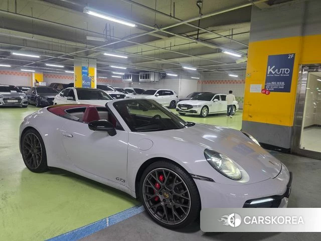 Porsche 911(992) id 4562533 из Кореи 7