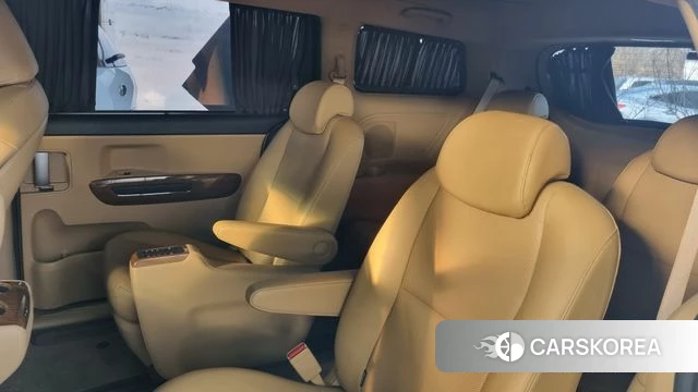 Kia All New Carnival id 4251357 из Кореи 7