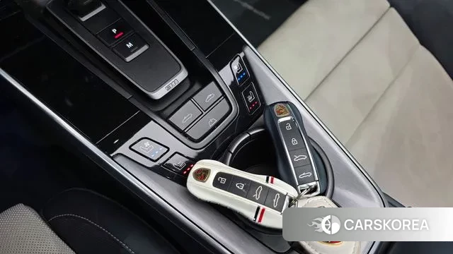 Porsche 911(992) id 3626614 из Кореи 7