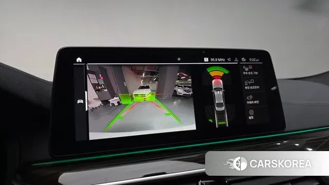 BMW 5 Series (G30) id 3219746 из Кореи 7