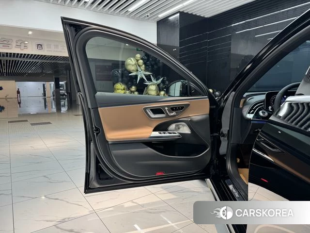 Mercedes-Benz E-class id 4289997 из Китая 7