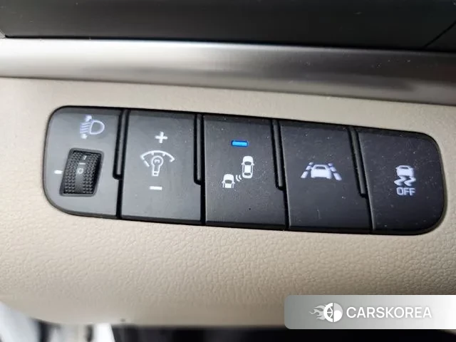 Hyundai The New Avante AD id 3368799 из Кореи 7