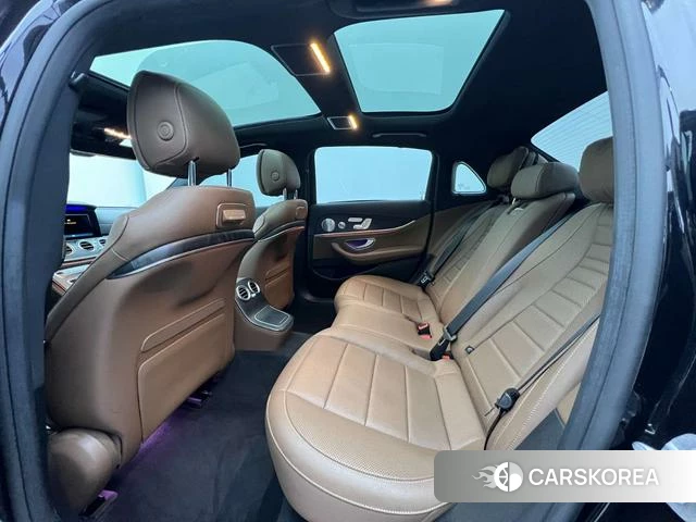 Mercedes-Benz E-class id 4236370 из Китая 7