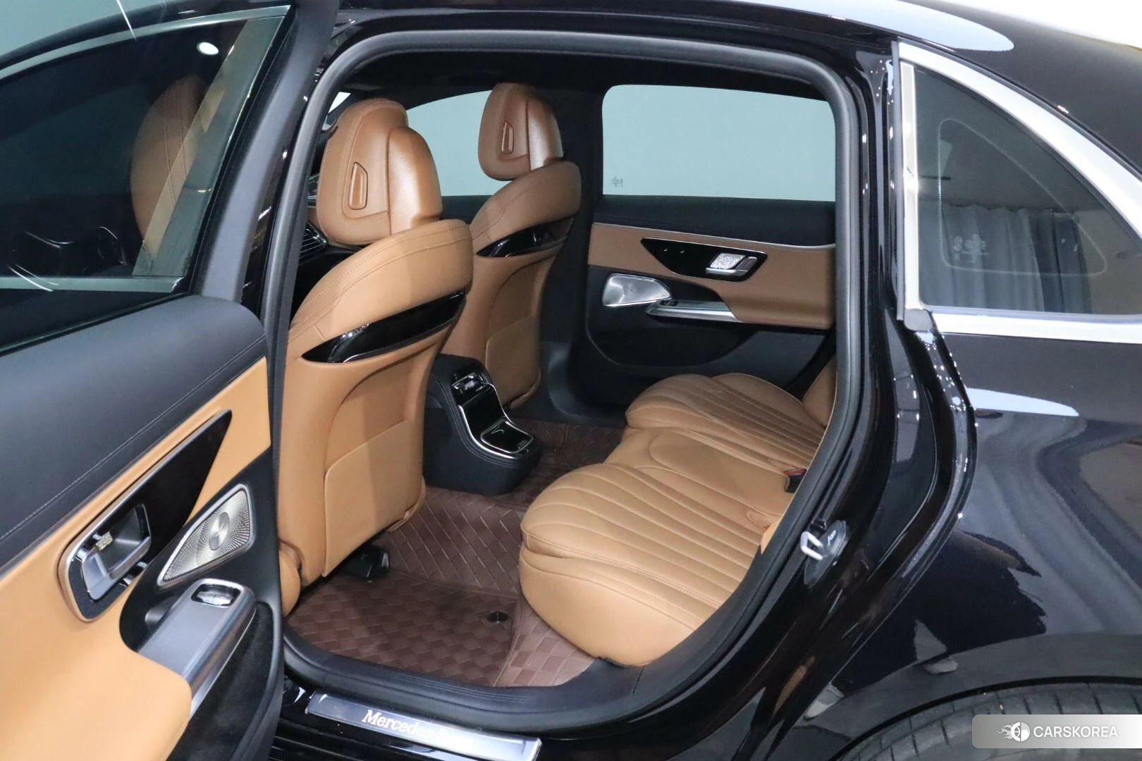 Mercedes-Benz E-class id 4455659 из Китая 7