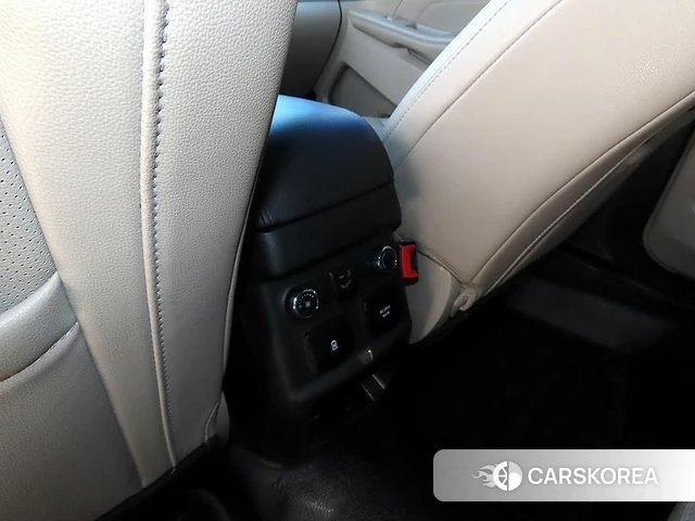 Ford Explorer id 4295180 из Кореи 7