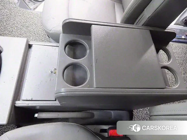 Hyundai The New Grand Starex id 3233882 из Кореи 7