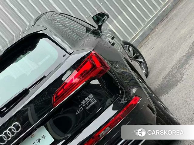 Audi Q5L id 4215010 из Китая 7