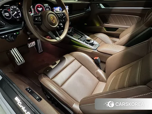 Porsche 911(992) id 3058547 из Кореи 7