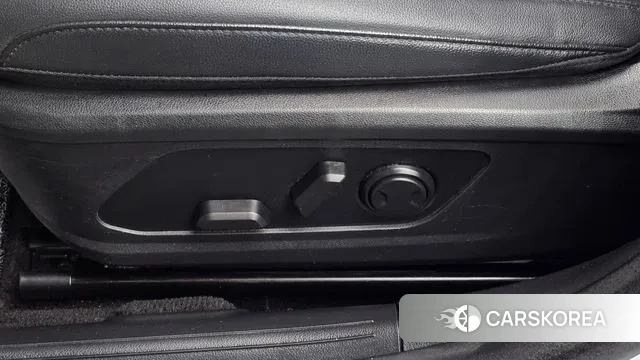 Hyundai Grandeur (GN7) id 3447546 из Кореи 7