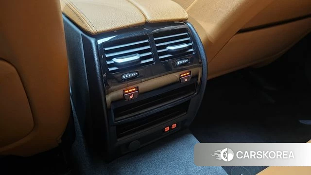 BMW 5 Series (G30) id 4692191 из Кореи 7