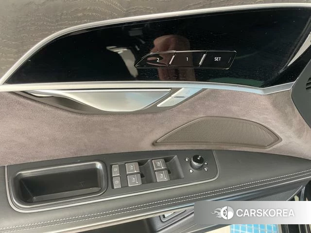 Audi A8 id 4213804 из Китая 7