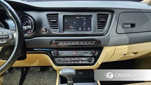 Kia The New Carnival id 2413349 из Кореи 7